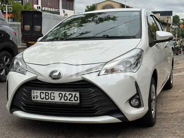 Toyota Vitz 2019 photo 4