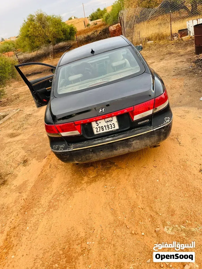Hyundai Azera