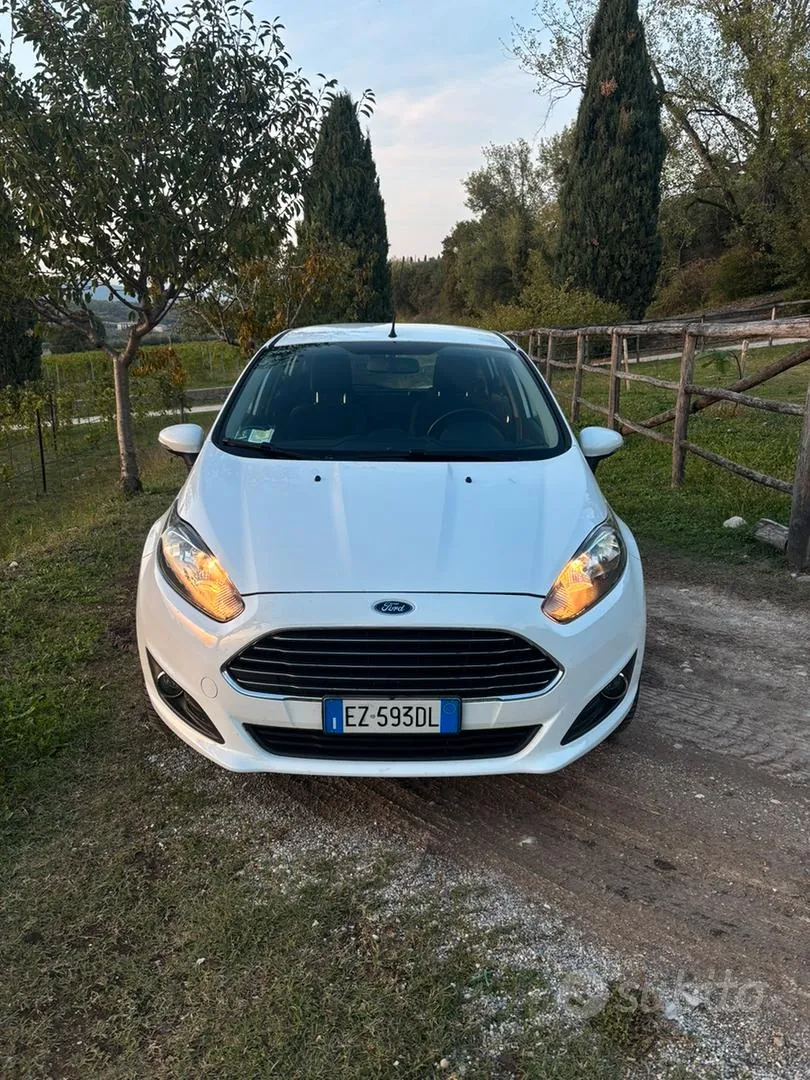Ford Fiesta 2015 photo 4