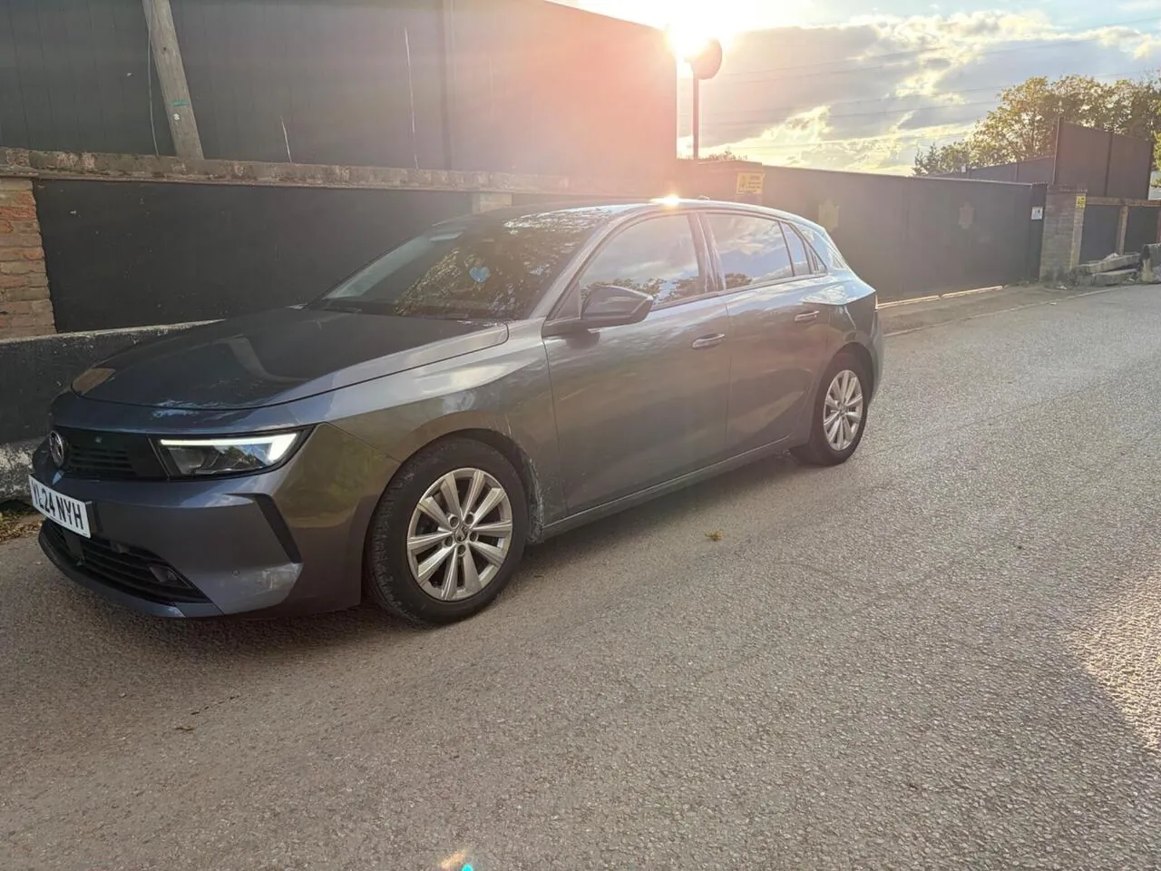 Vauxhall Astra 2024 photo 2