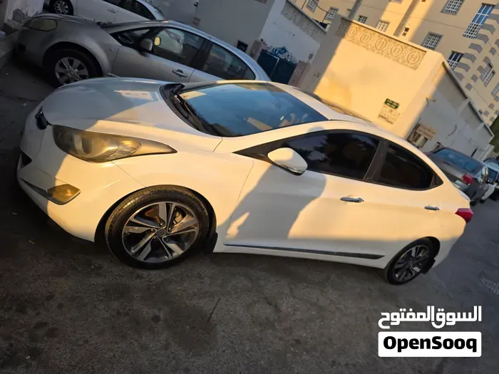 Hyundai Elantra 2012 photo 4