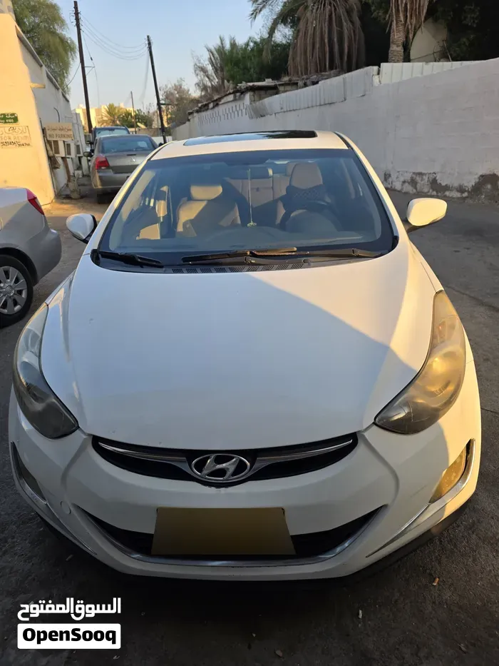 Hyundai Elantra 2012 photo 3