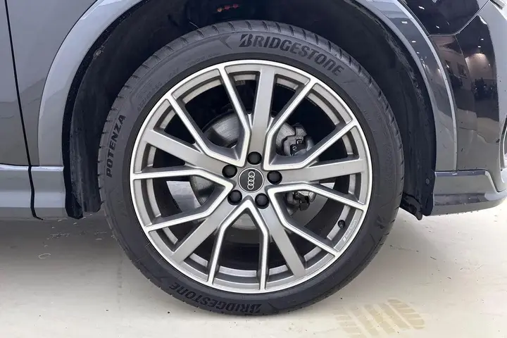 Audi Q3 2025 photo 5
