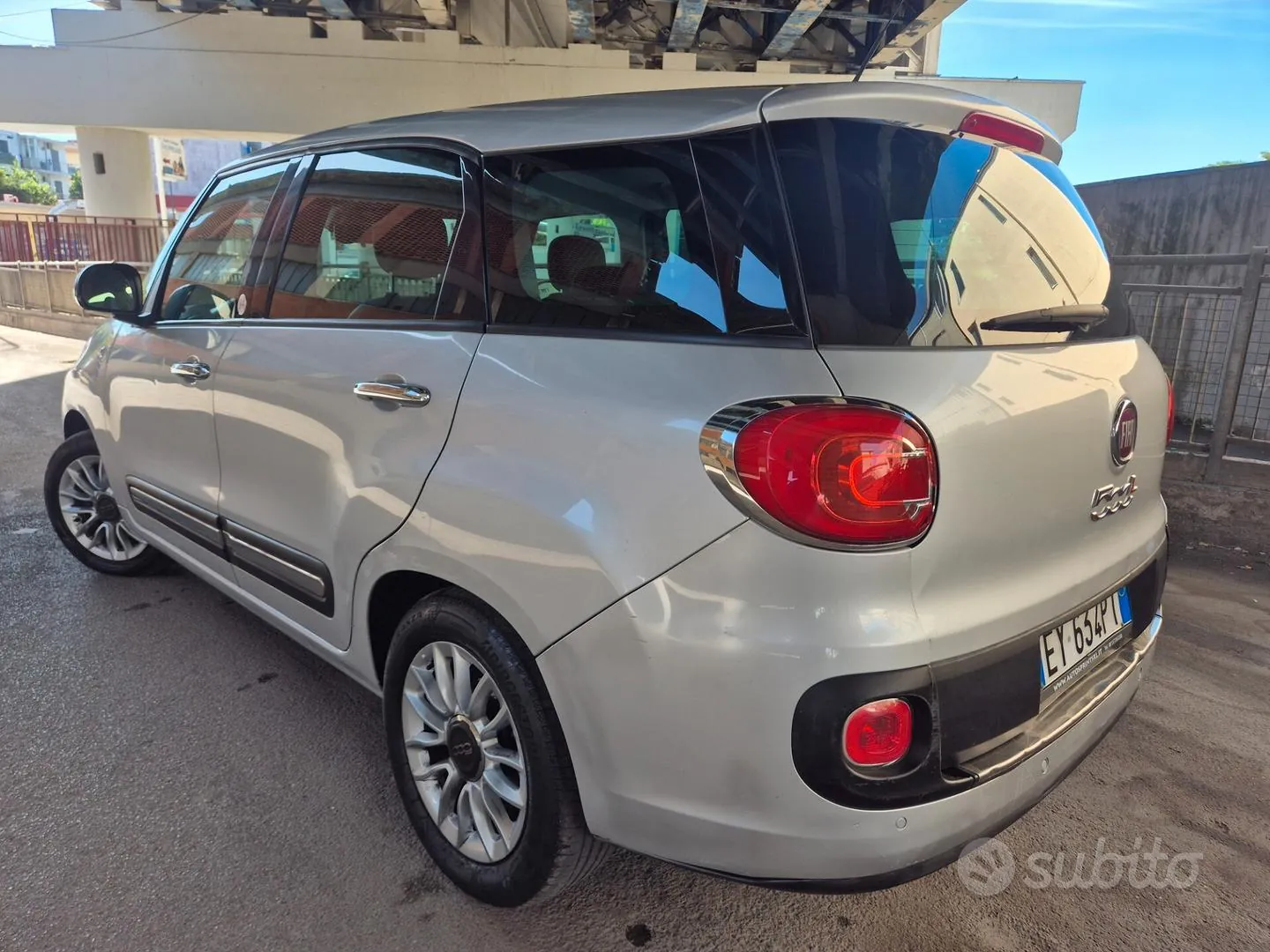 Fiat 500L 2015 photo 2
