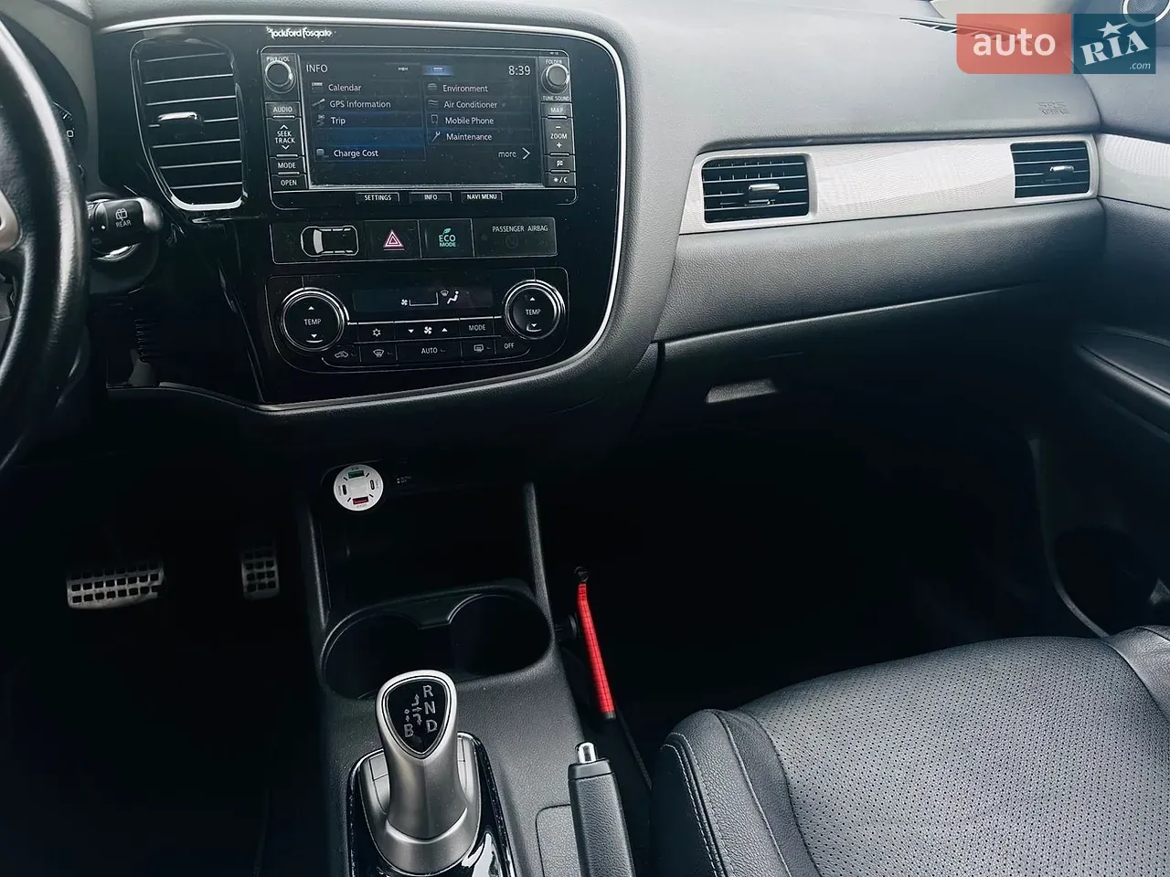 Mitsubishi Outlander 2014 photo 4
