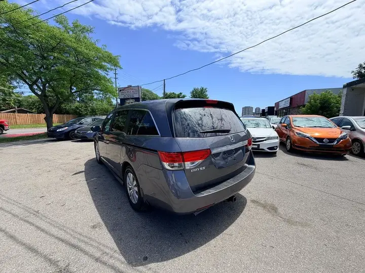 Honda Odyssey 2017 photo 5