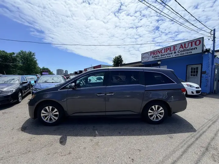 Honda Odyssey 2017 photo 3