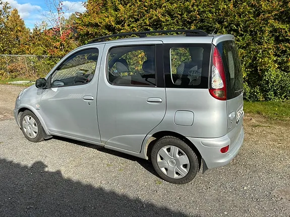 Toyota Yaris Verso 2002 photo 5