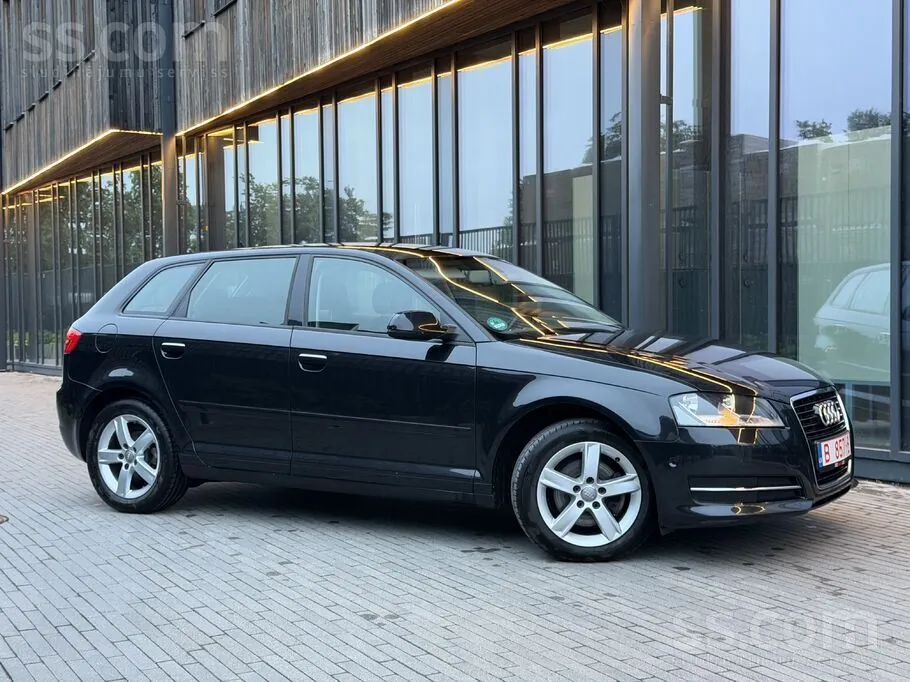Audi A3 Sportback 2012 photo 2