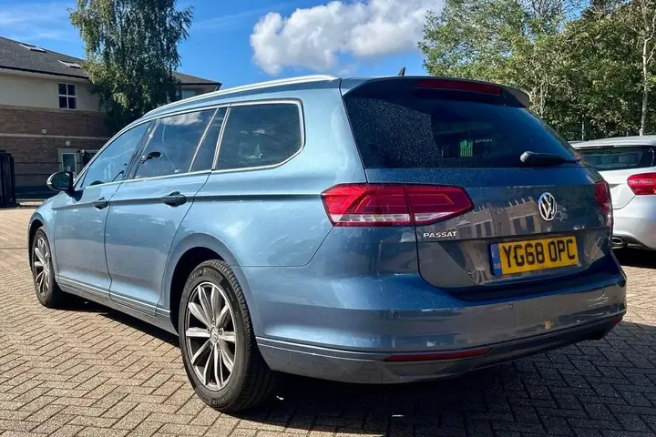 Volkswagen Passat 2018 photo 4