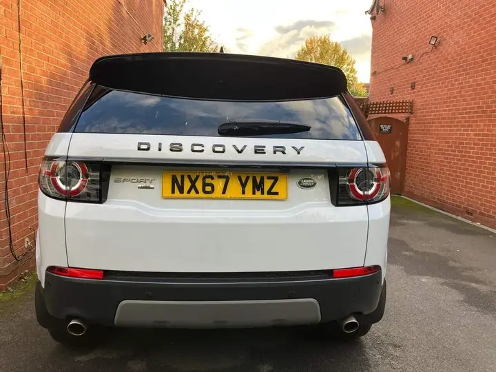 Land Rover Discovery Sport 2017 photo 5