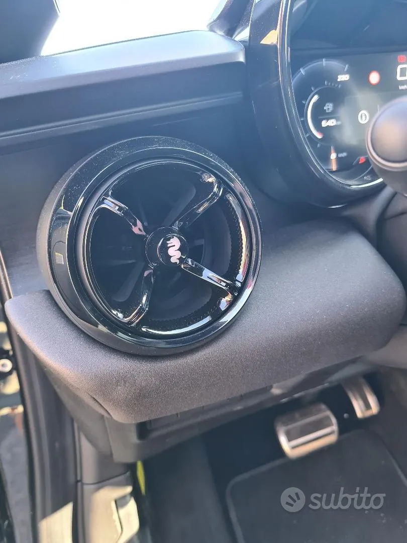 Alfa Romeo Junior 2026 photo 4