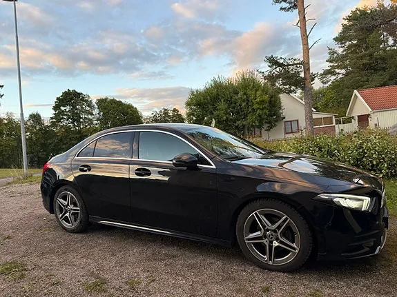 Mercedes-Benz A200 D 2021 photo 3