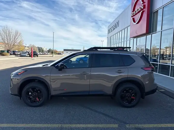 Nissan Rogue 2026 photo 2
