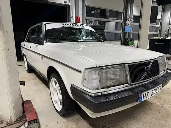 Volvo 240