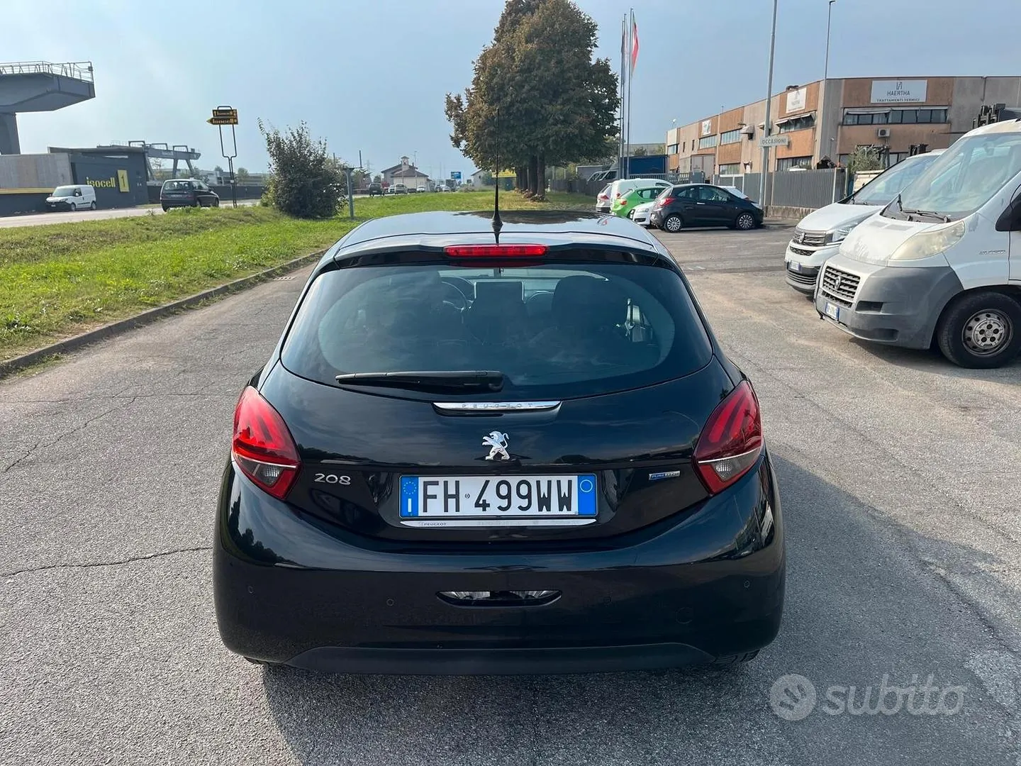 Peugeot 208 2017 photo 4