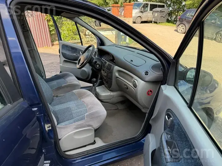 Renault Scenic 2002 photo 4