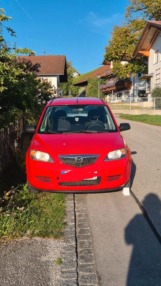 Mazda 2
