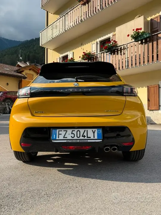 Peugeot 208 2019 photo 4