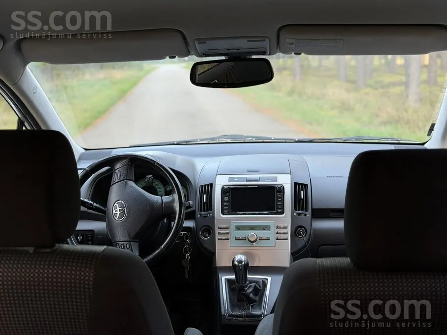 Toyota Corolla Verso 2007 photo 5