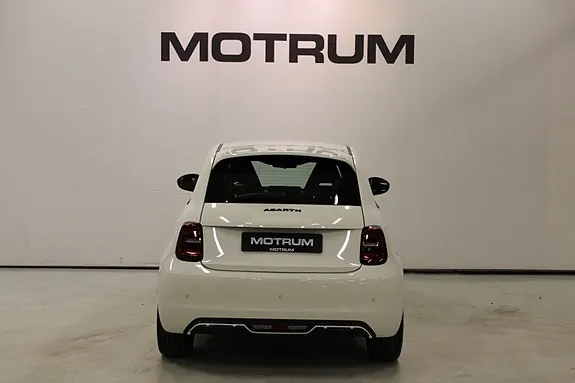 Abarth 500 2024 photo 4