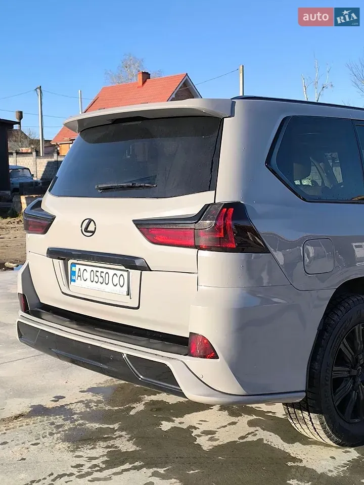 Lexus Lx 2013 photo 2