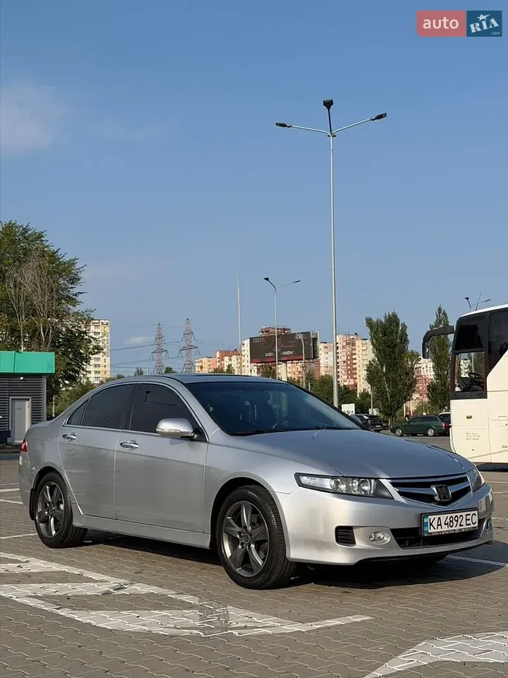 Honda Accord 2006 photo 2
