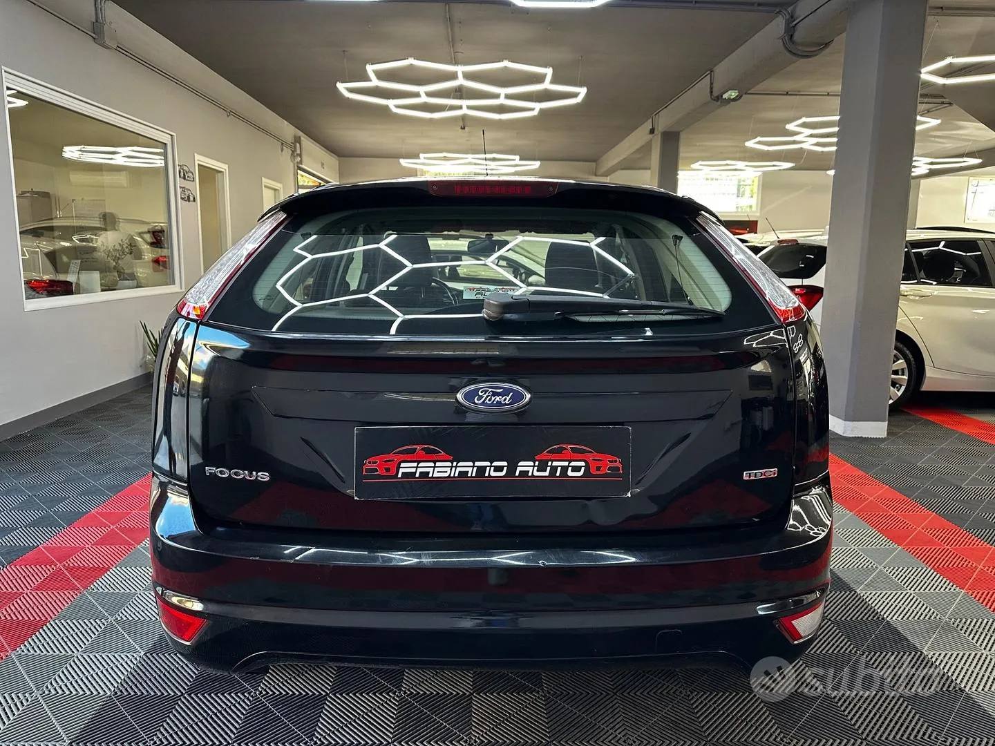 Ford Focus 2010 photo 5