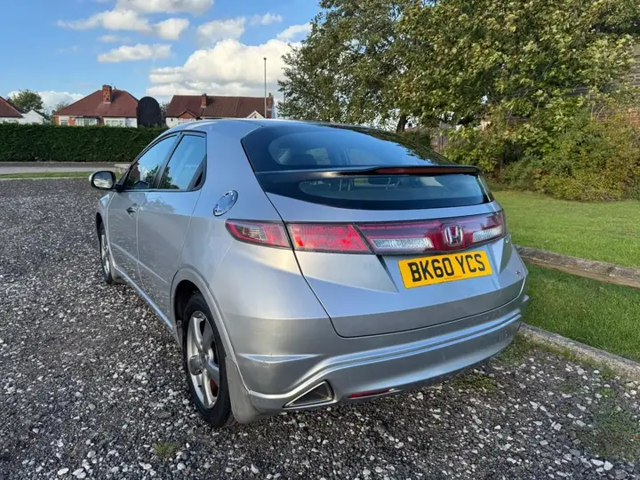 Honda Civic 2010 photo 4