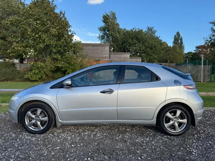 Honda Civic 2010 photo 5