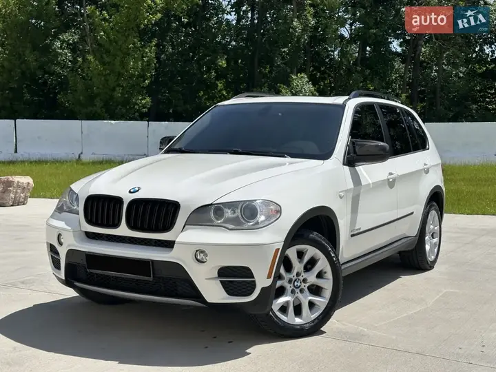 BMW X5 2012 photo 2