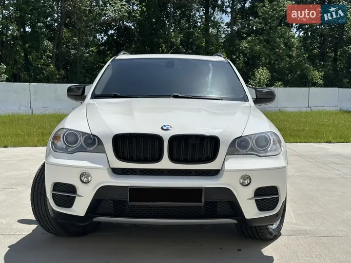 BMW X5 2012 photo 4