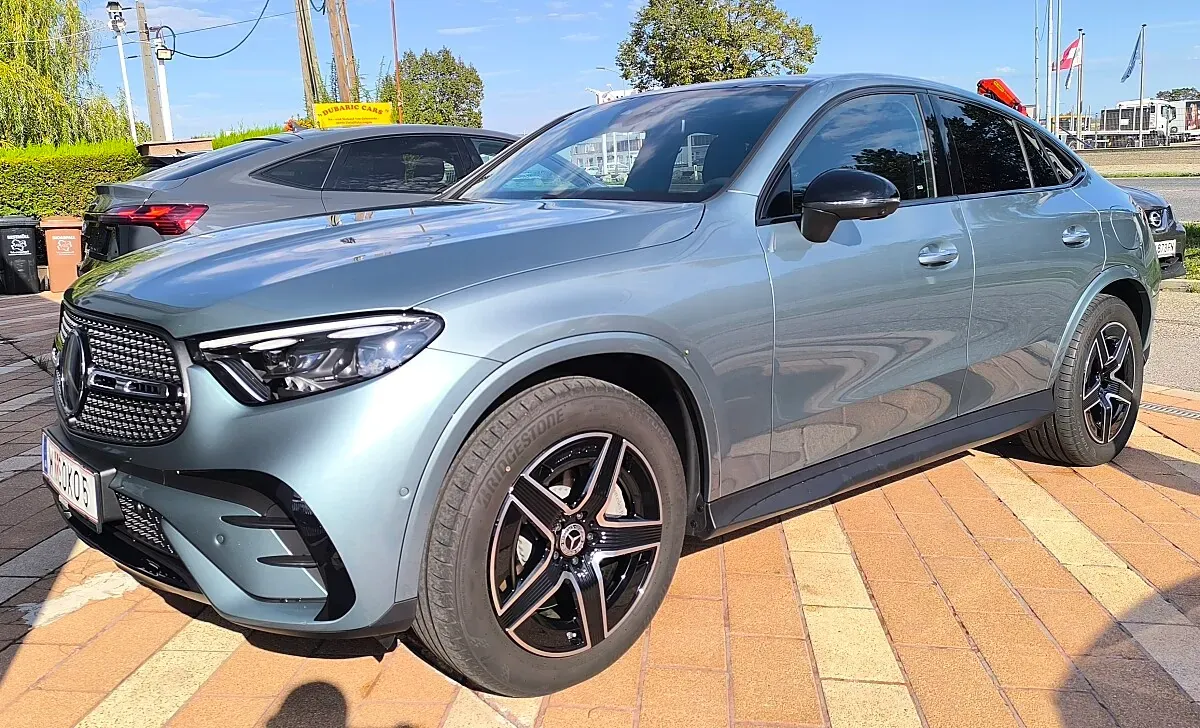 Mercedes-Benz Glc-Class 2026 photo 2