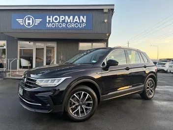 Volkswagen Tiguan 2023 photo 2