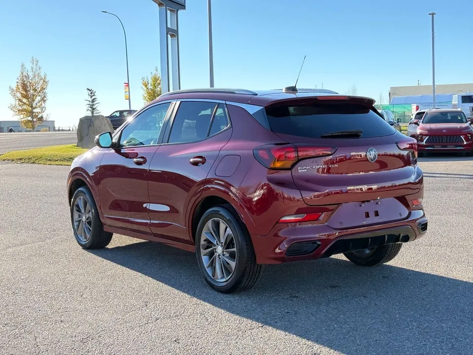 Buick Encore 2023 photo 3