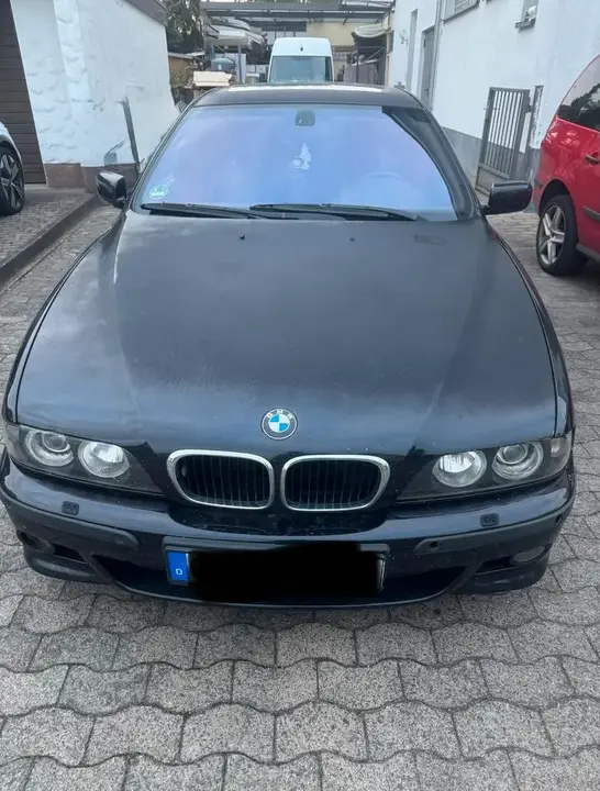 BMW 530
