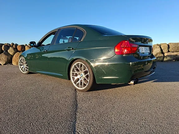 BMW 318D 2006 photo 2
