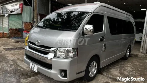 Toyota Hiace 2018 photo 2