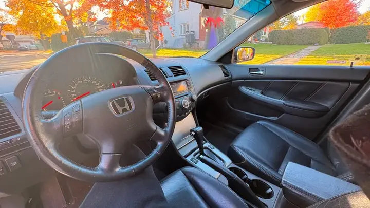Honda Accord 2003 photo 4
