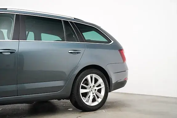 Skoda Octavia 2020 photo 3