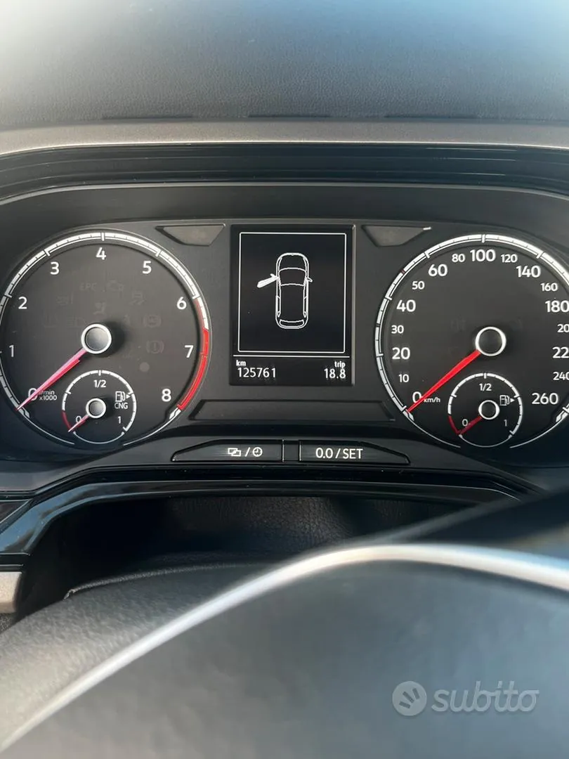 Volkswagen Polo 2018 photo 2