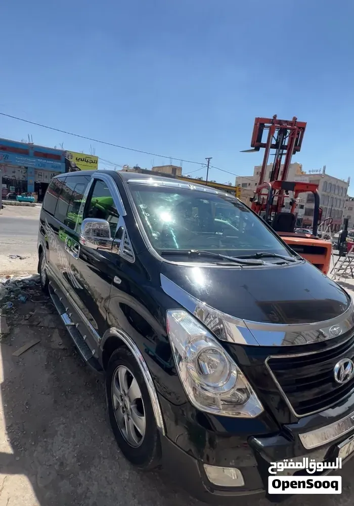 Hyundai H1 Gls 2018 photo 2