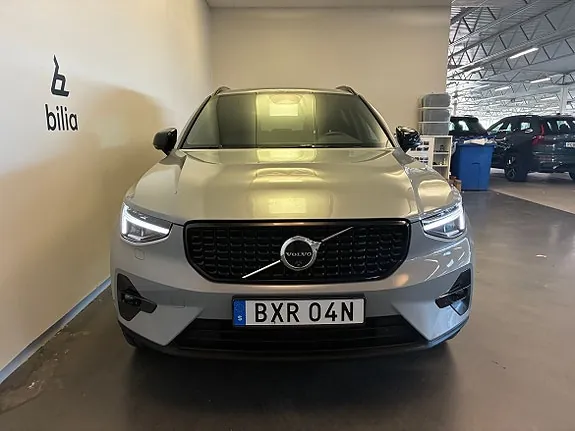 Volvo Xc40 2025 photo 2