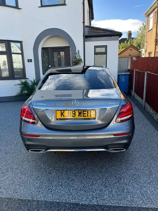 Mercedes-Benz E-Class 2019 photo 4