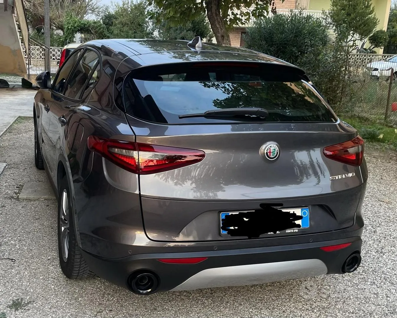 Alfa Romeo Stelvio 2022 photo 2