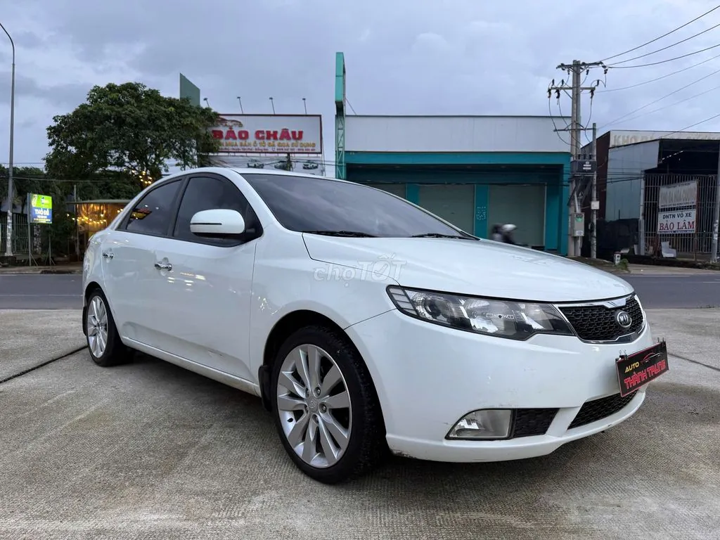 Kia Forte 2012 photo 2