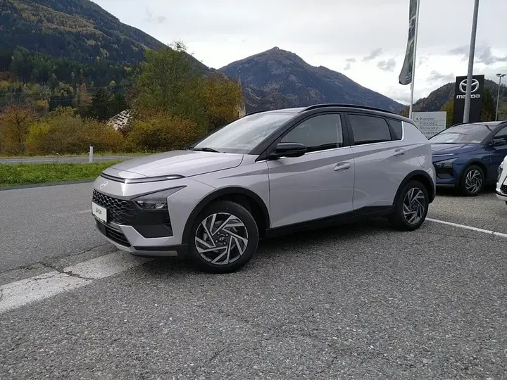 Hyundai Bayon photo 2