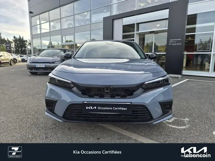 Honda Civic 2025 photo 2