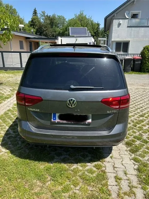 Volkswagen Touran 2015 photo 3