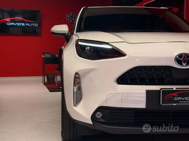 Toyota Yaris Cross 2023 photo 3